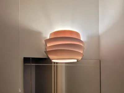 Modern wall lamp
