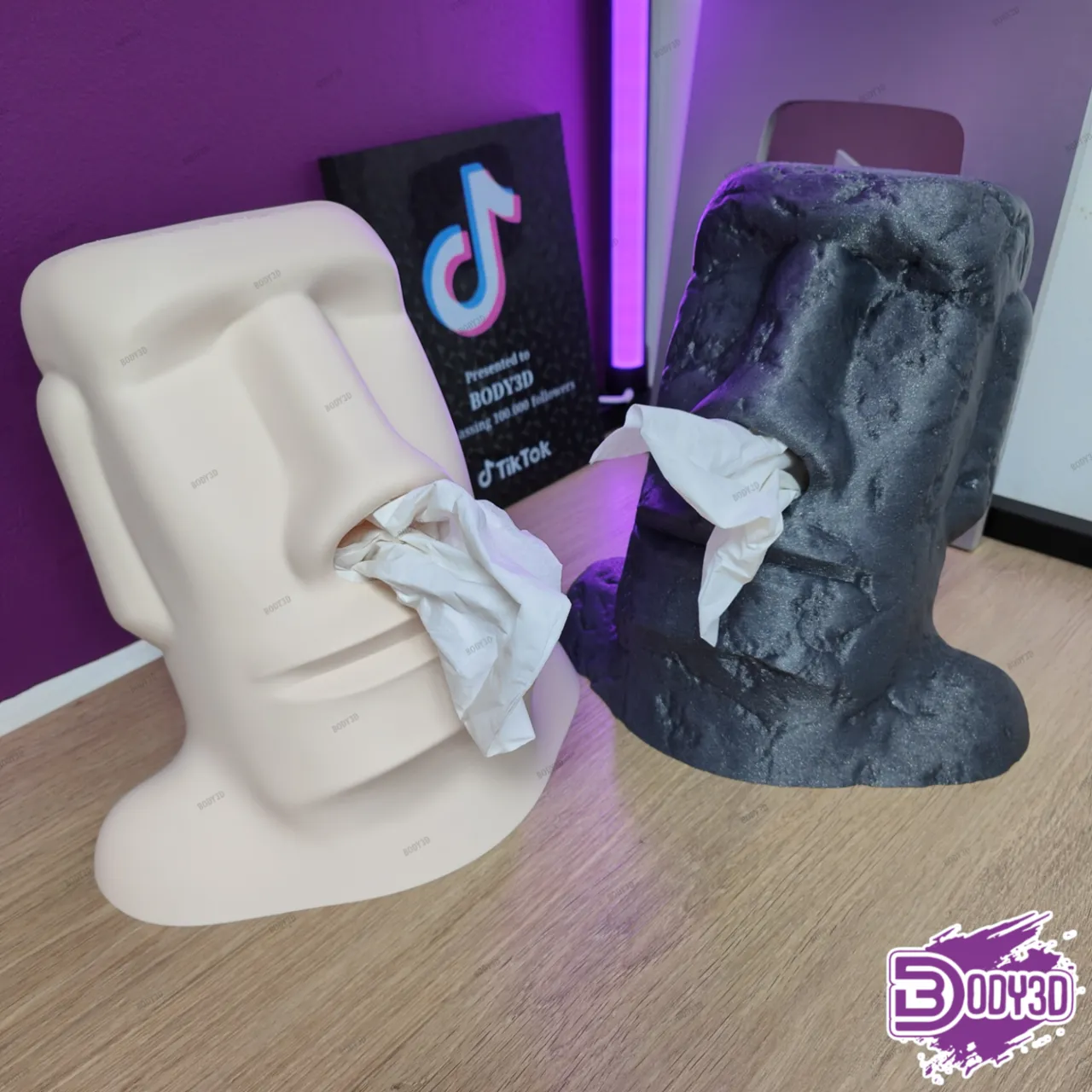 Moai Tissue Box and HeadPhone Holder - Supportless view 2