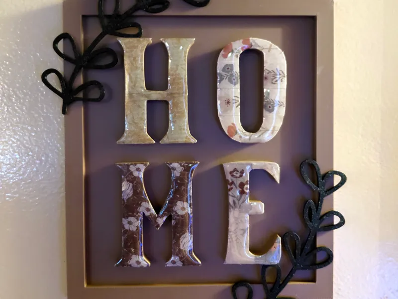 Cadre mural “HOME”