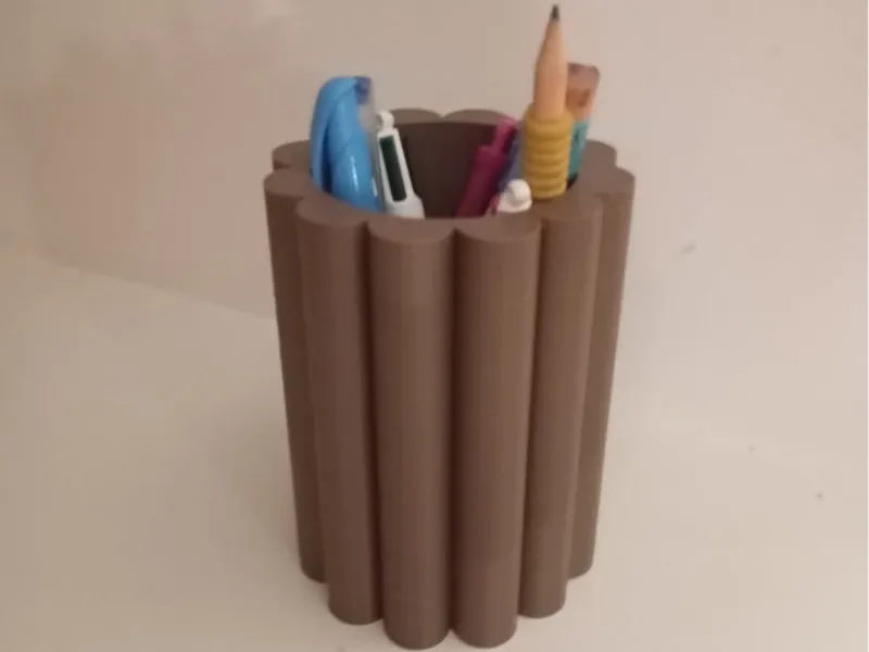 Grand pot a crayon