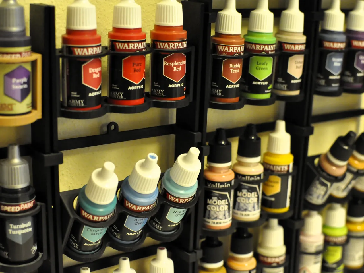 TiltMod Rack - Modular Tiltable Paint Holder view 2