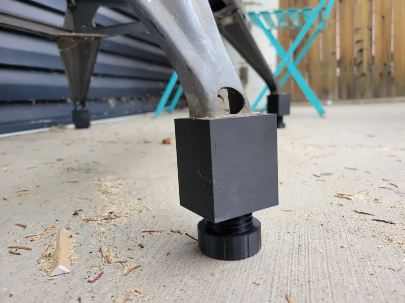 Workmate / workbench adjustable table leg/foot