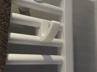 Einfacher Haken für Handtuchtrockner Heizkörper.