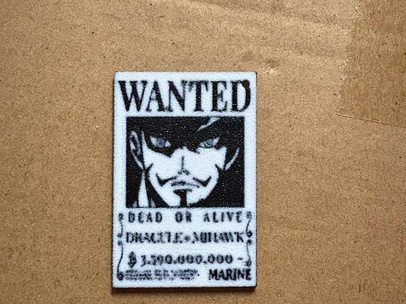 LLAVERO ONE PIECE WANTED DRACULE MIHAWK