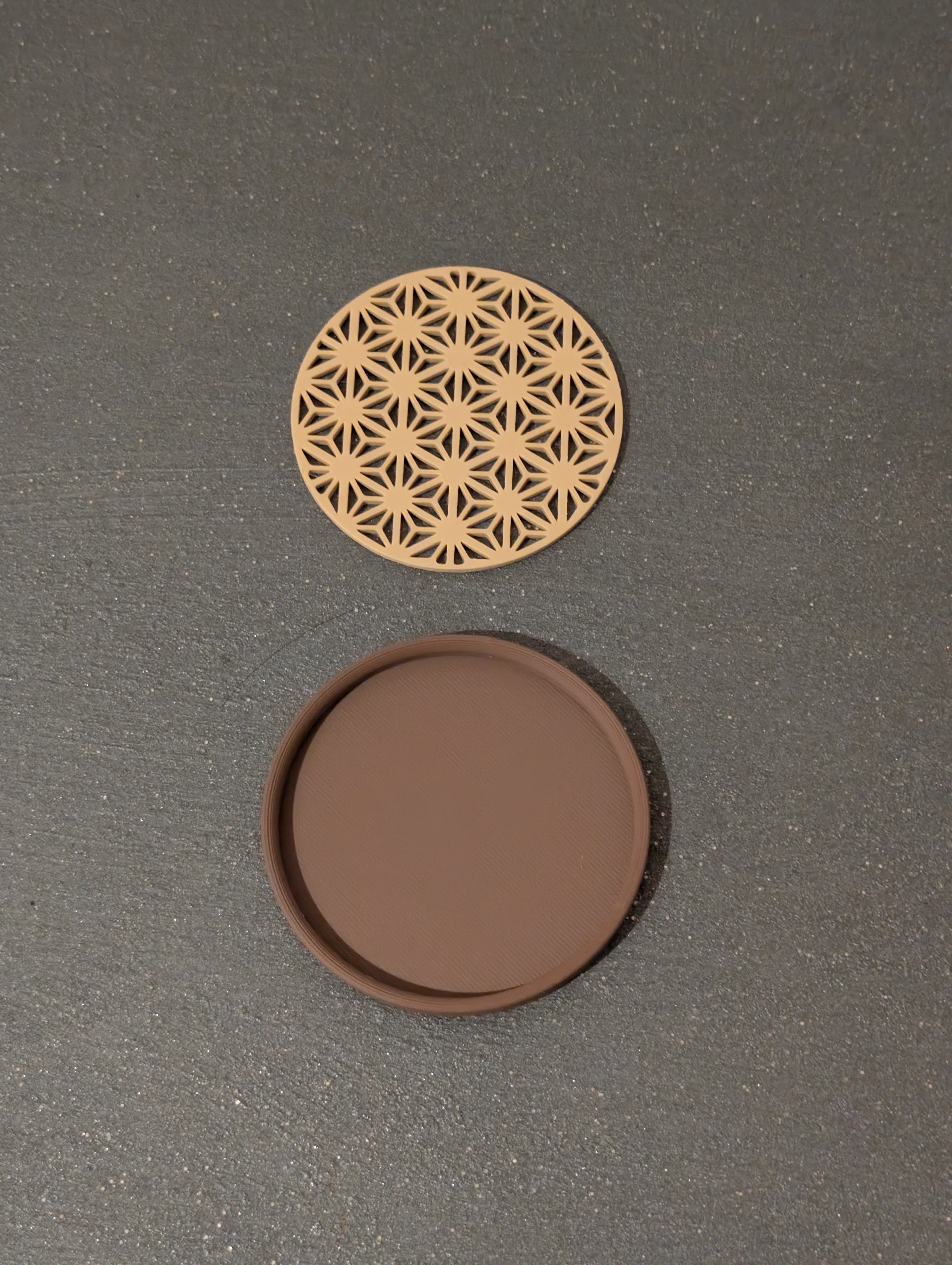 Miniatura 2 do modelo 3D Kumiko Coaster & Storage - Customizable