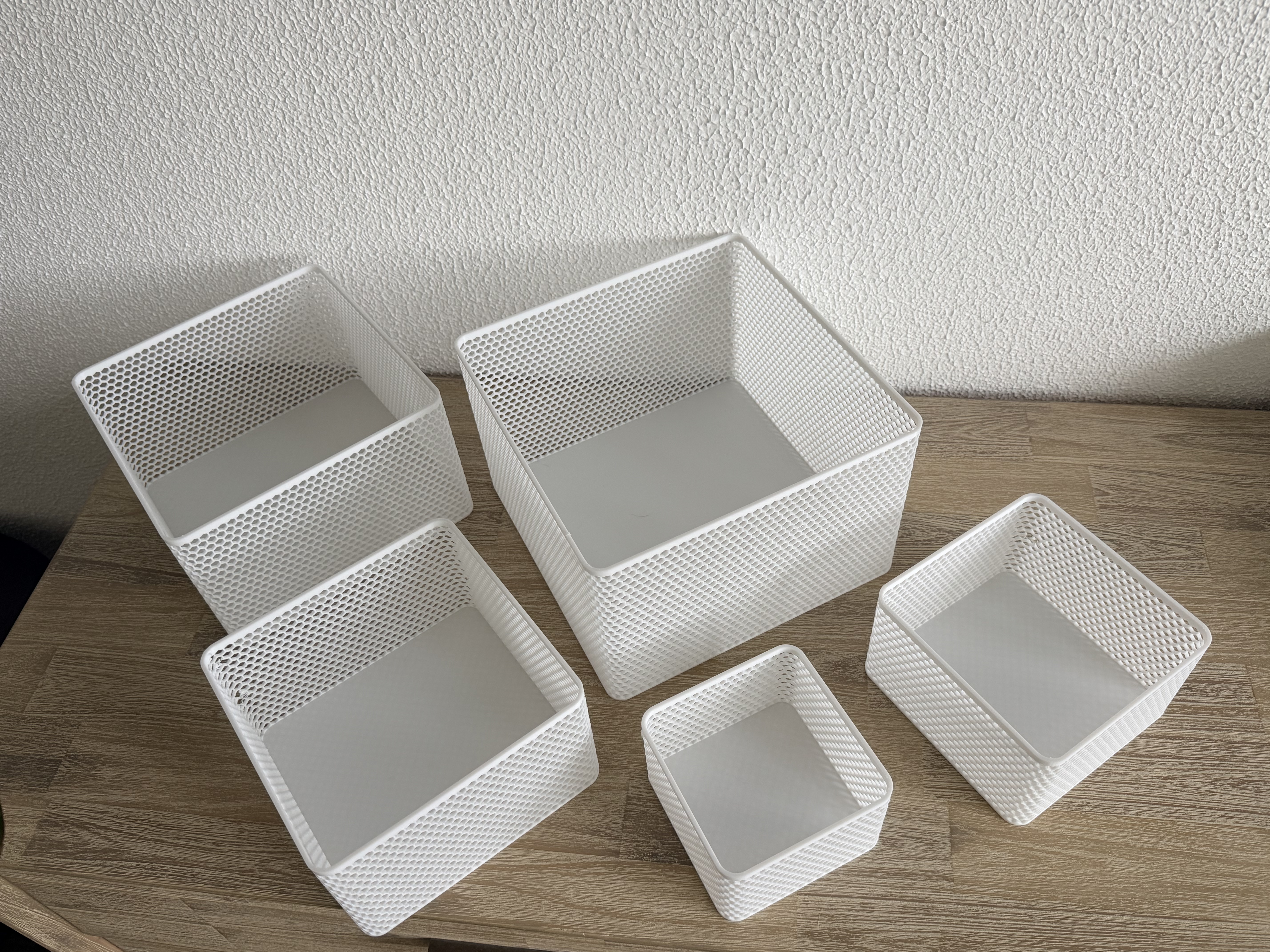 Miniatura 5 do modelo 3D Parametric Honeycomb Baskets — 12 Sizes + Custom