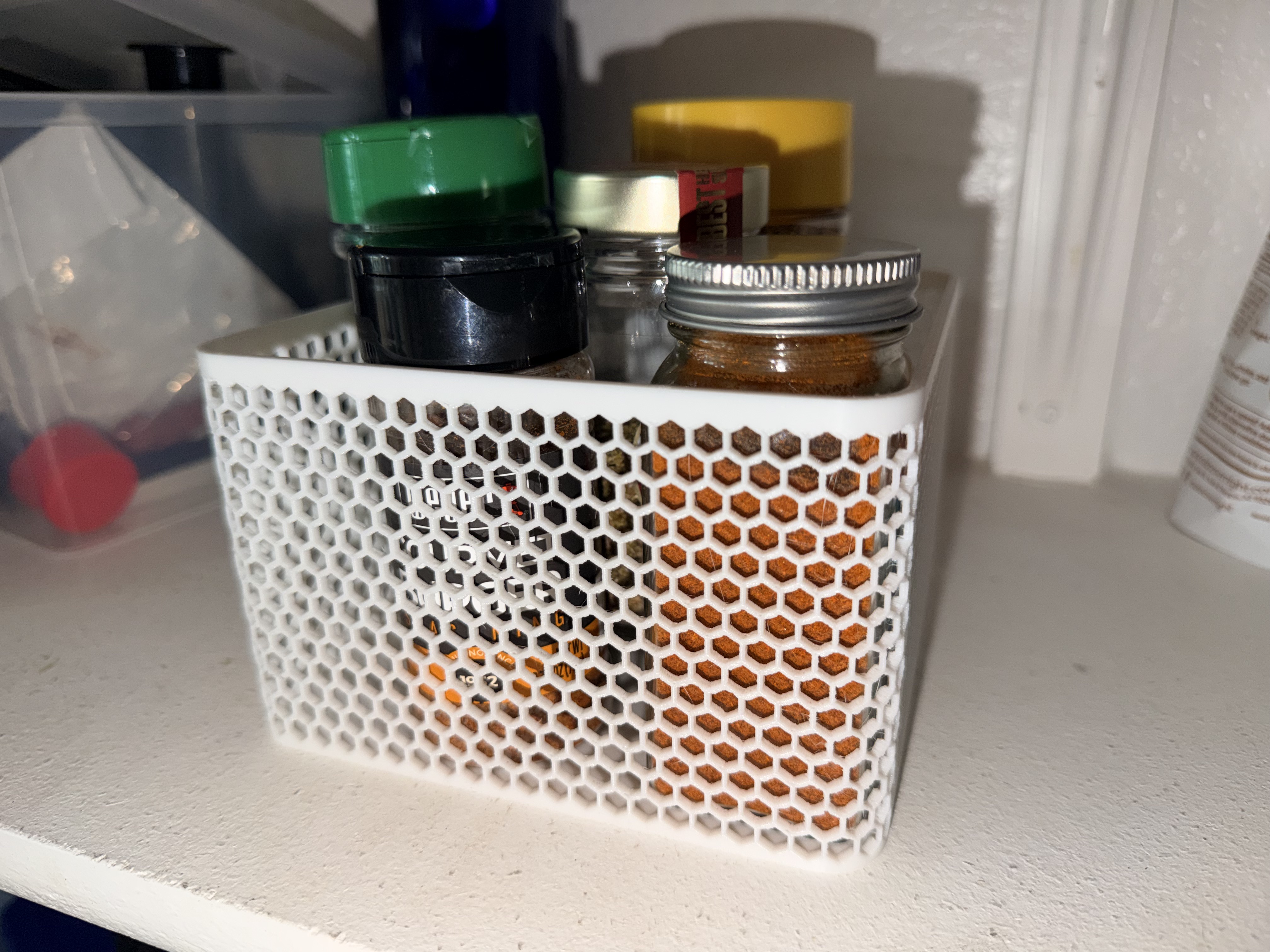 Miniatura 6 do modelo 3D Parametric Honeycomb Baskets — 12 Sizes + Custom