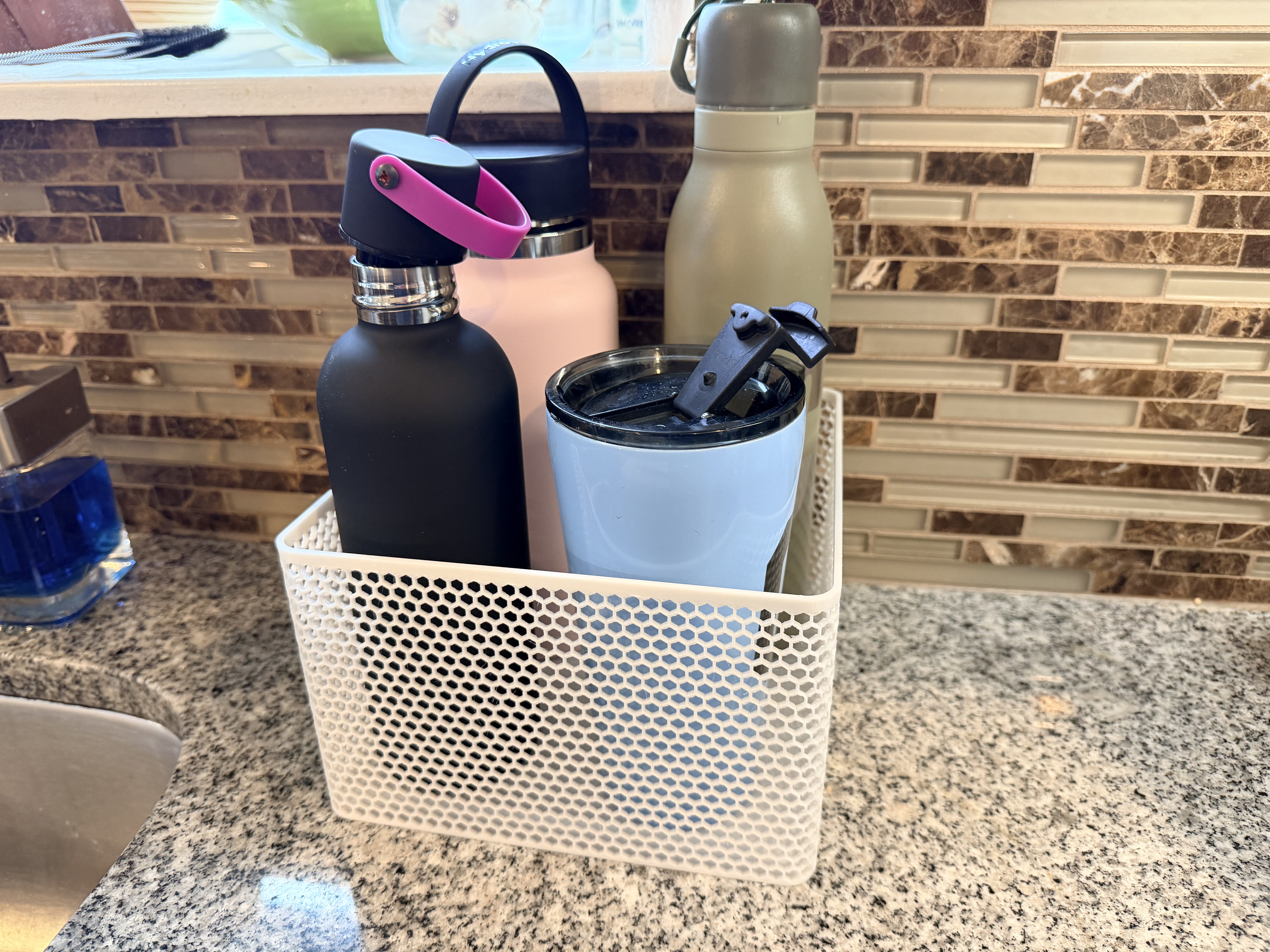 Miniatura 12 do modelo 3D Parametric Honeycomb Baskets — 12 Sizes + Custom