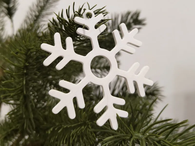 Snowflake 14 Tree Decor/Keychain