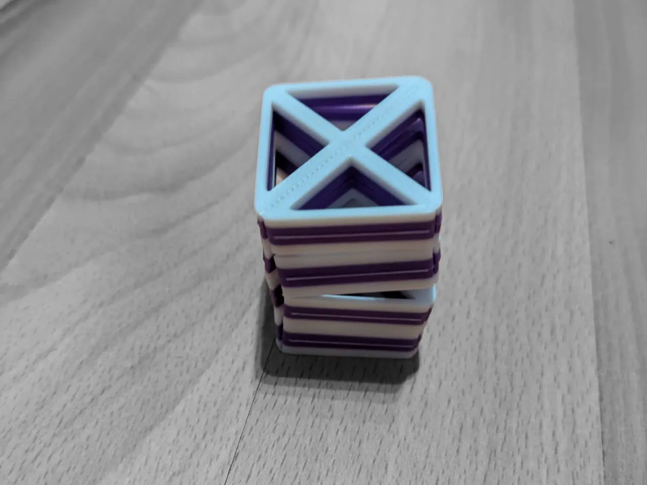 Infinite Flippy Flapper Fidget Toy - only 14g! view 4