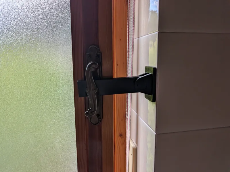 Window holder hook hinge 