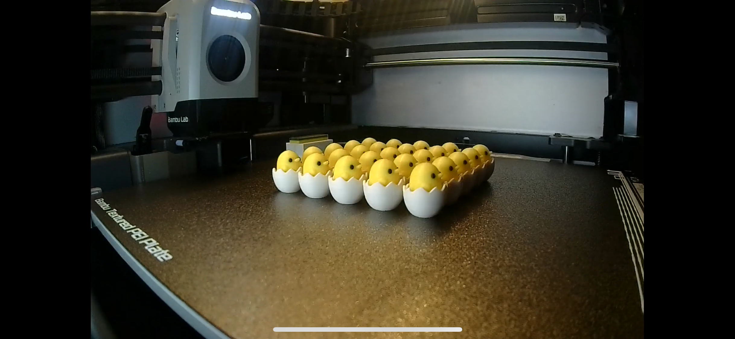 Miniatura 2 do modelo 3D Mini Easter Hatching Chicken