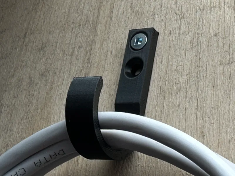 Simple cable Hook