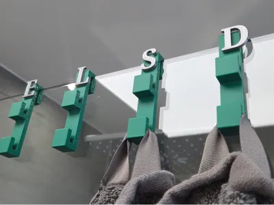 Towel hanger