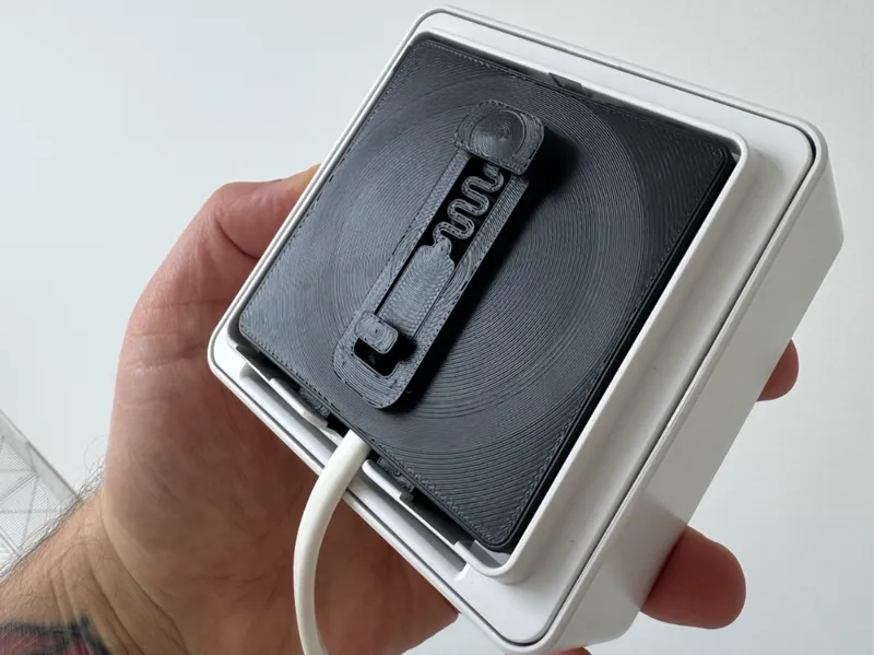 Velux Kux 110 EU DIN rail mount