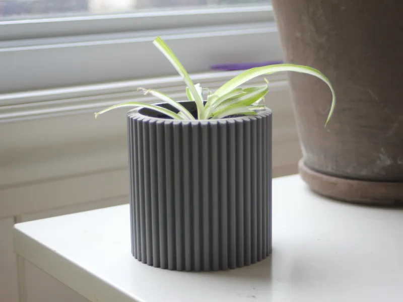 Ribbed Planter