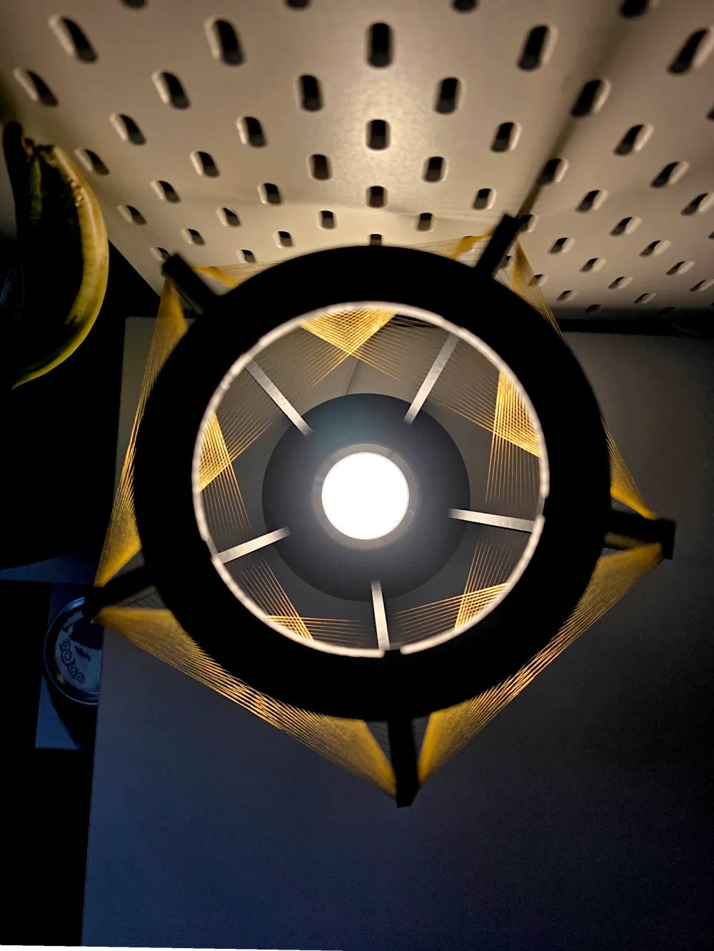 String Art Lamp by Nash MakerWorld: Download Free 3D Models