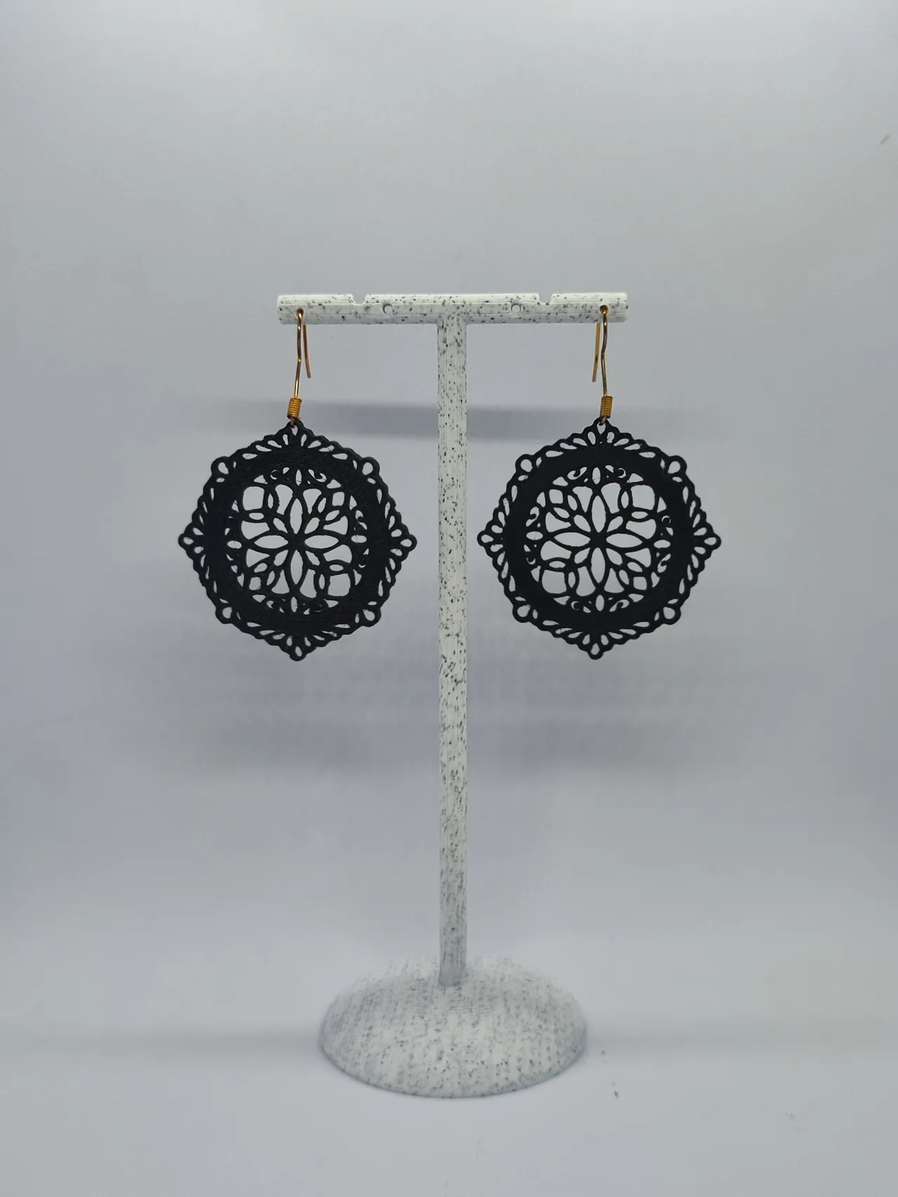 Aretes Flor de Encaje view 2
