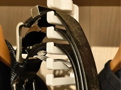 Print-in-Place Rotating Belt Organizer / Hanger