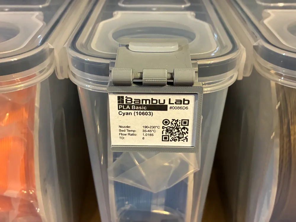 Clip on Label Holder w Card for Classic Label - Free 3D Print Model ...