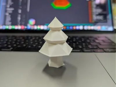 Geometric Christmas Tree - AMS Free