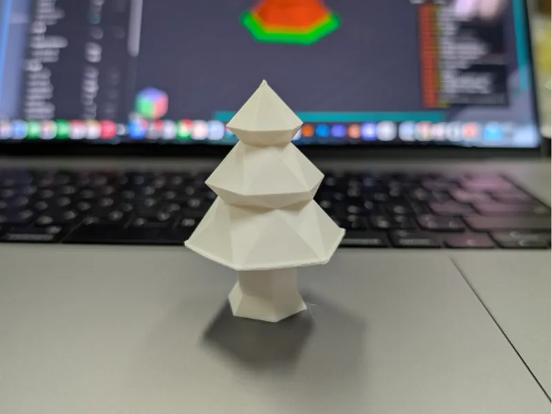 Geometric Christmas Tree - AMS Free