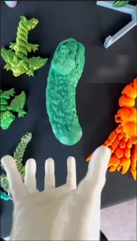 Cornichon décoratif — clin d'œil gag — photo 1
