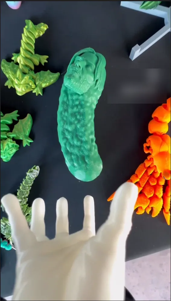 Cornichon décoratif — clin d'œil gag