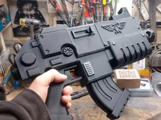 WH 40K Bolter Gun by Tie Kai