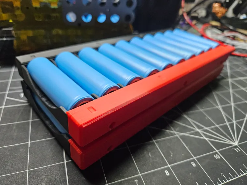 18650 / 21700 Stackable cells holder