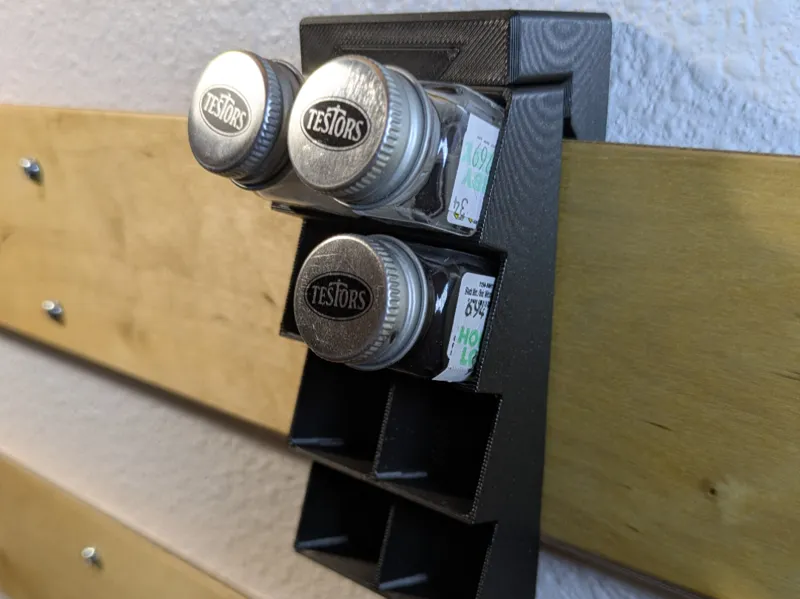 Model Paint Holder 