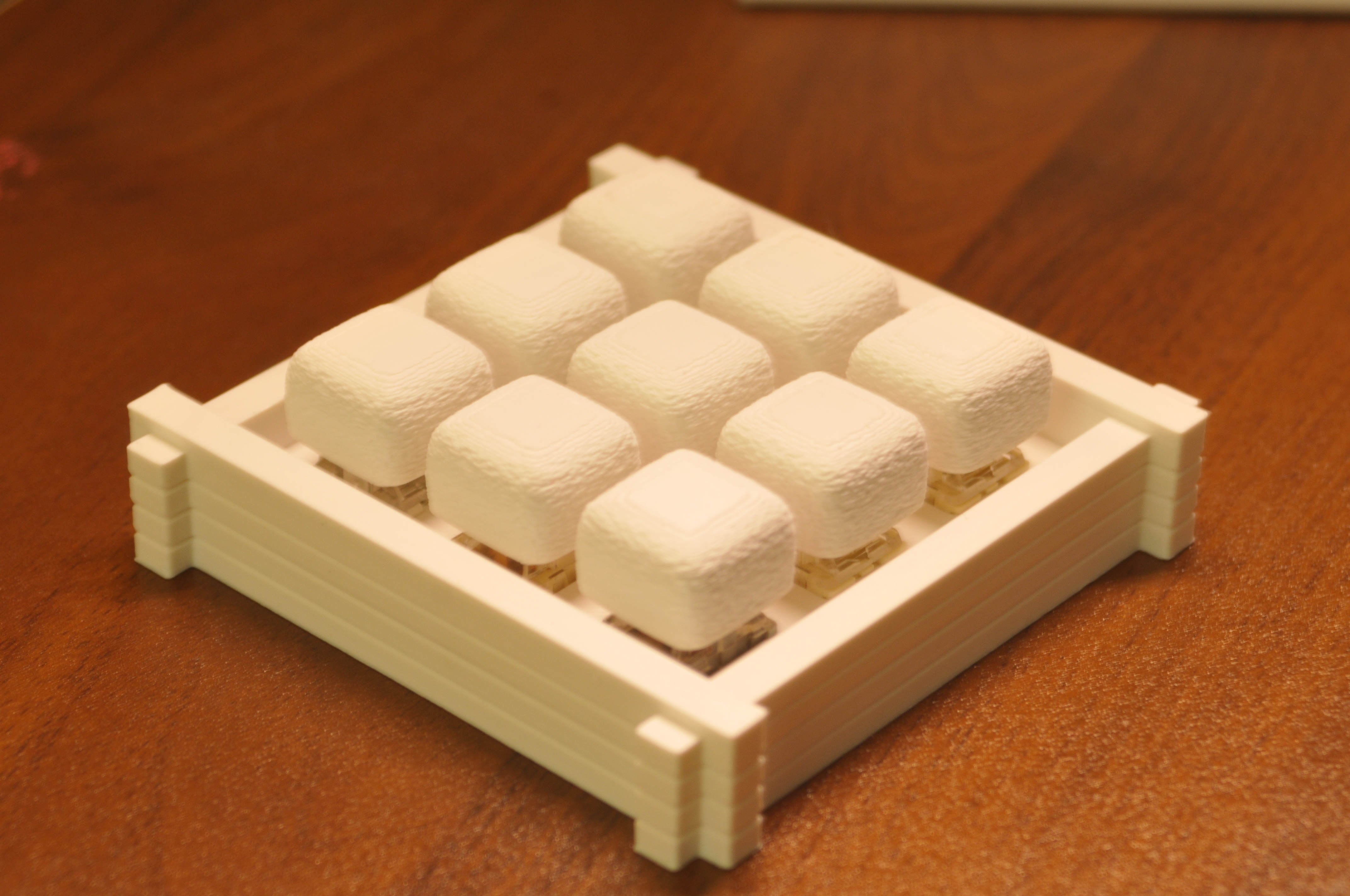 Miniatura 2 do modelo 3D 霉豆腐 解压按键 试轴器