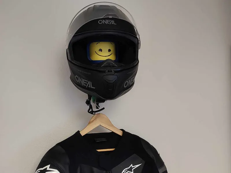 Helmet holder Benny