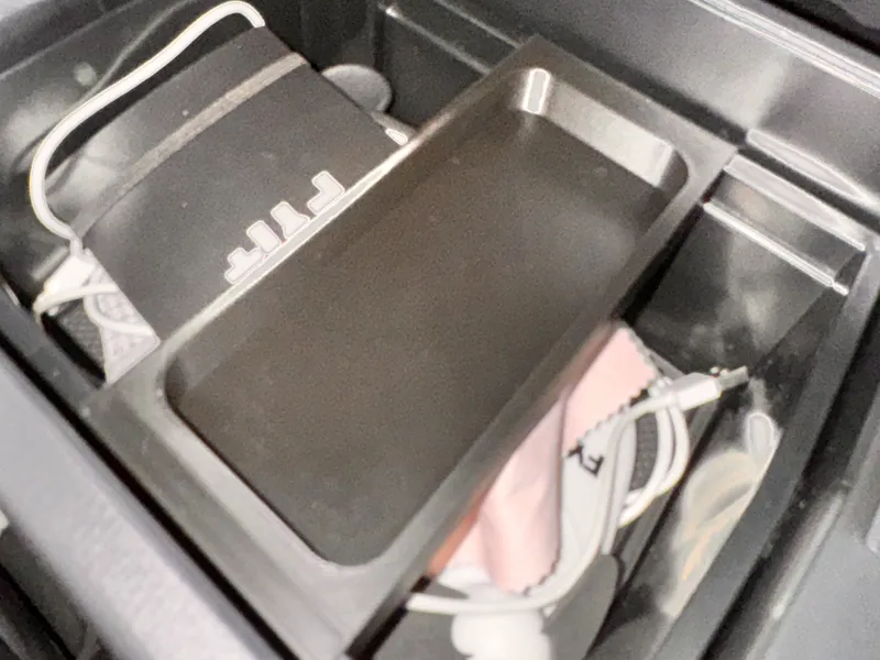 Subaru Solterra / Toyota BZ4X Console Sliding Tray
