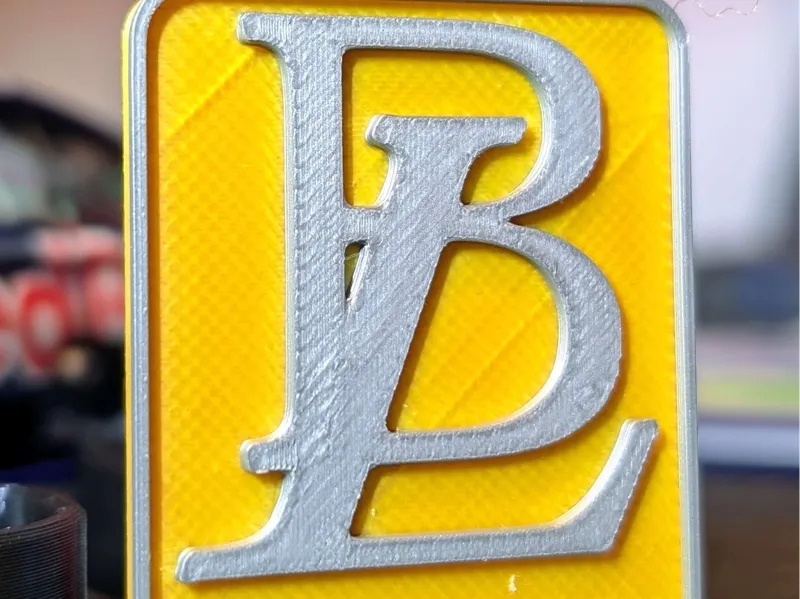 Loui Beton Schild, Geschenk