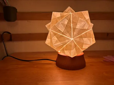 Modern ribbed lamp base (shade not included)