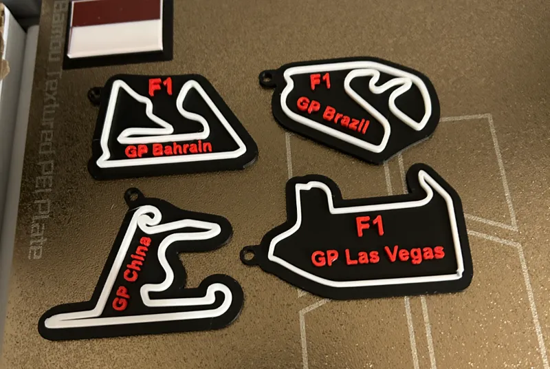 F1_keychain_4_circuit