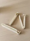 Closure clips
