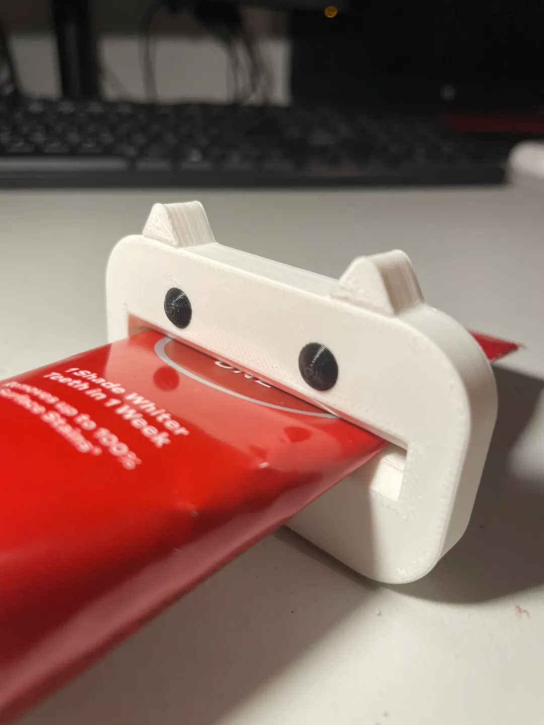 Cute Toothpaste Squeezer view 2
