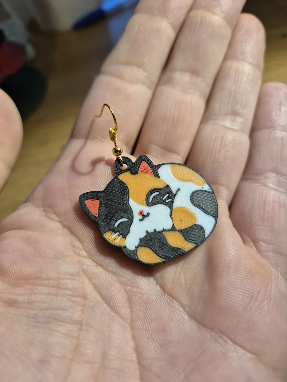 Calico Cat Earrings - Free 3D Print Model - MakerWorld
