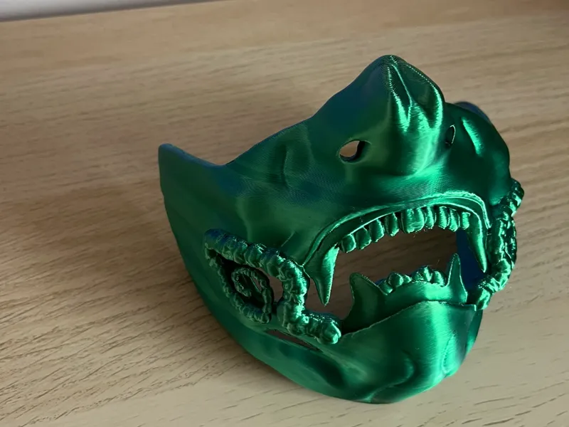 Mask demon