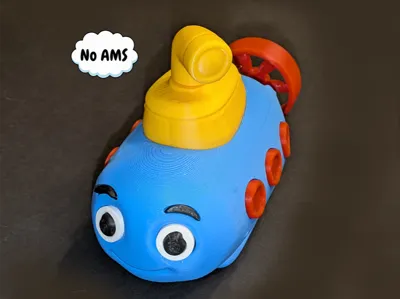 Little Submarine - Rotating Periscope & Propeller