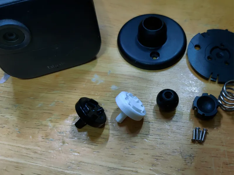 Blink Outdoor 4 Camera Mount Piece for Batt Door