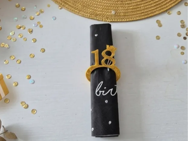napkin holder 18 crown happy birthday