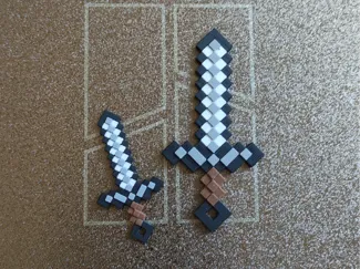 MINECRAFT Iron Sword (Keychain)