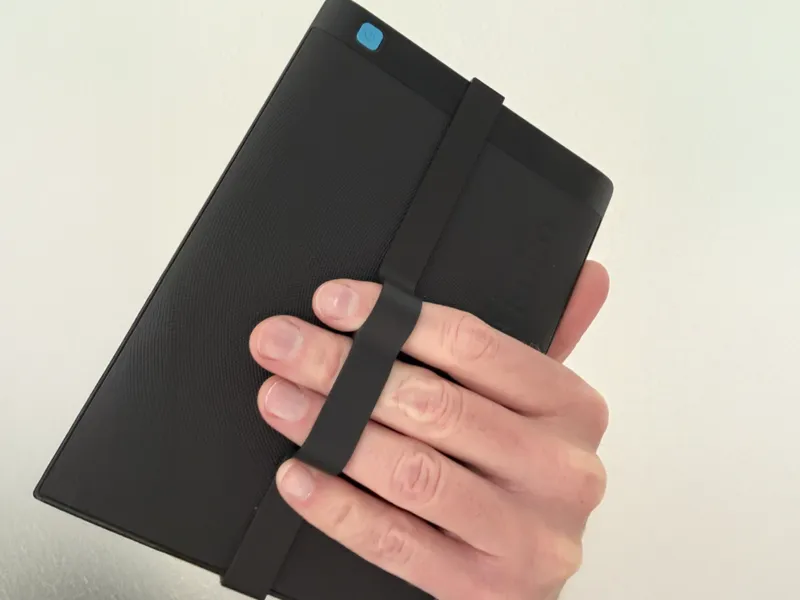 Kobo Aura One finger holder assist