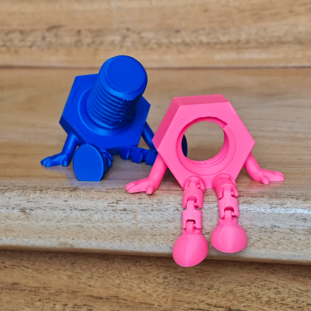 The Spicy Bolt Set - Articulated Bolt and Nut view 3