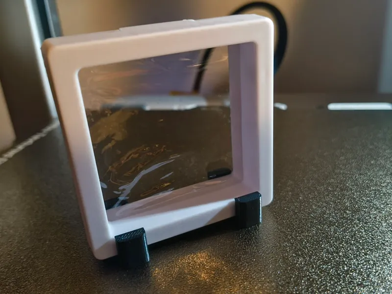 Floating Display Base