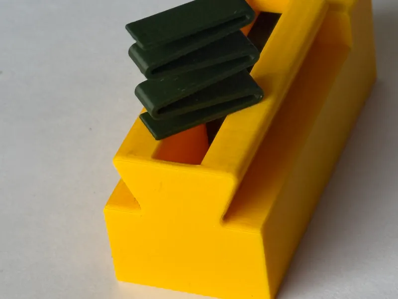 Aperolino Box für Federn