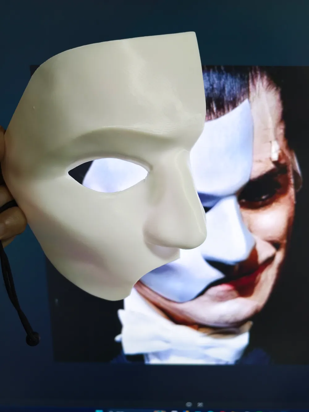 Phantom Mask - Wearable - Free 3D Print Model - MakerWorld